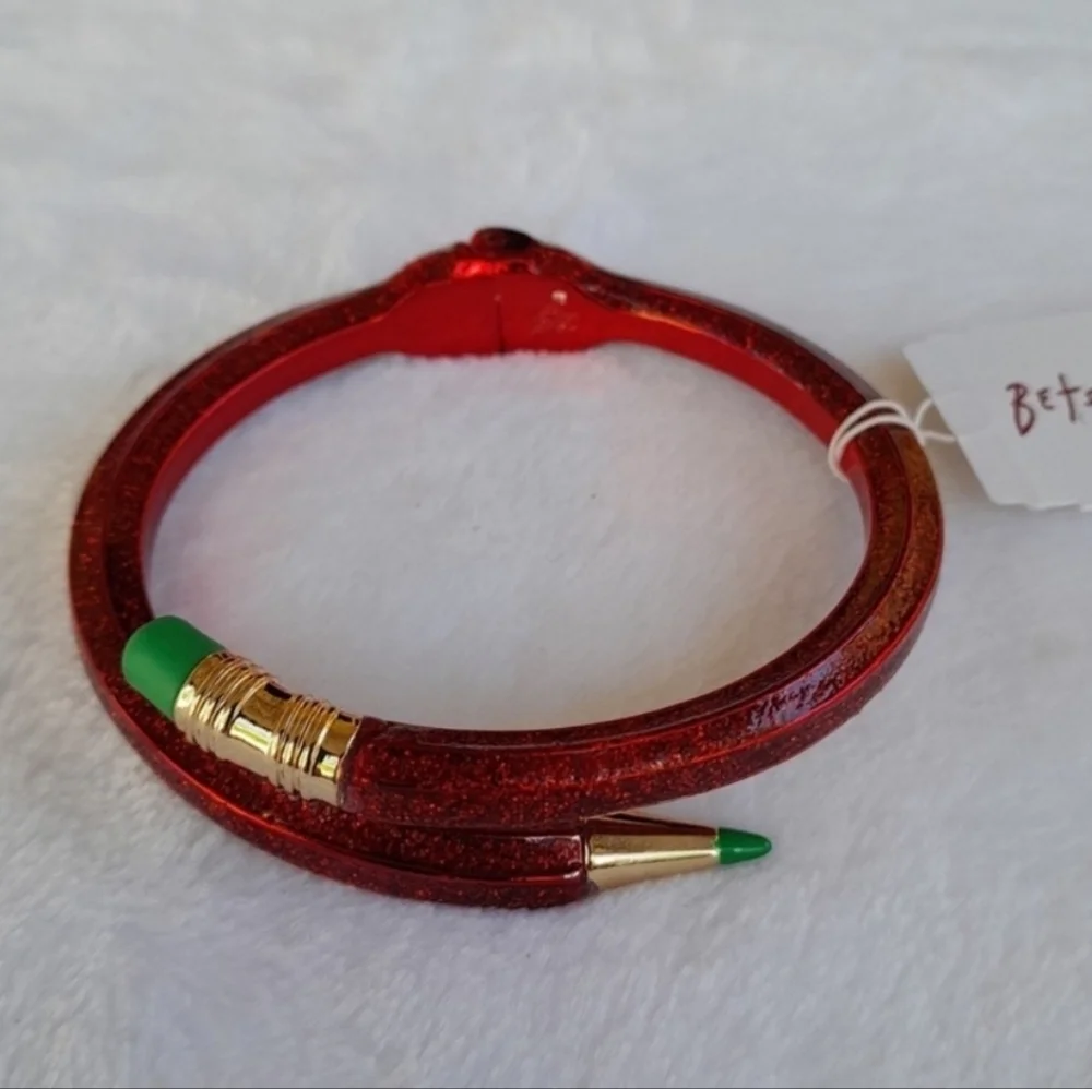 ❤️🔹️ Betsey Johnson🔹️ Red Pencil Eraser Hinge Bracelet ✨️❤️✏️